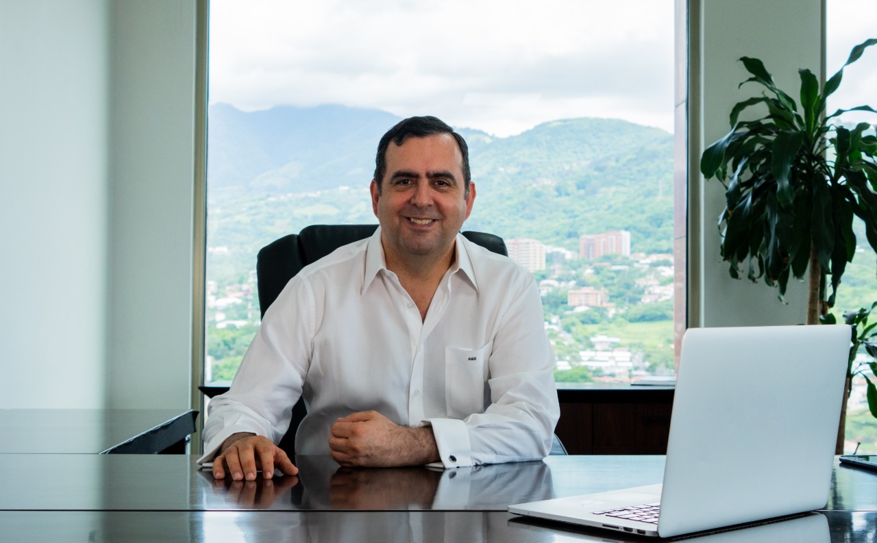 Arturo Giacomin, presidente ejecutivo de Davivienda Costa Rica explica que la claridad en los objetivos y metas, son necesarias para el crecimiento de los negocios.